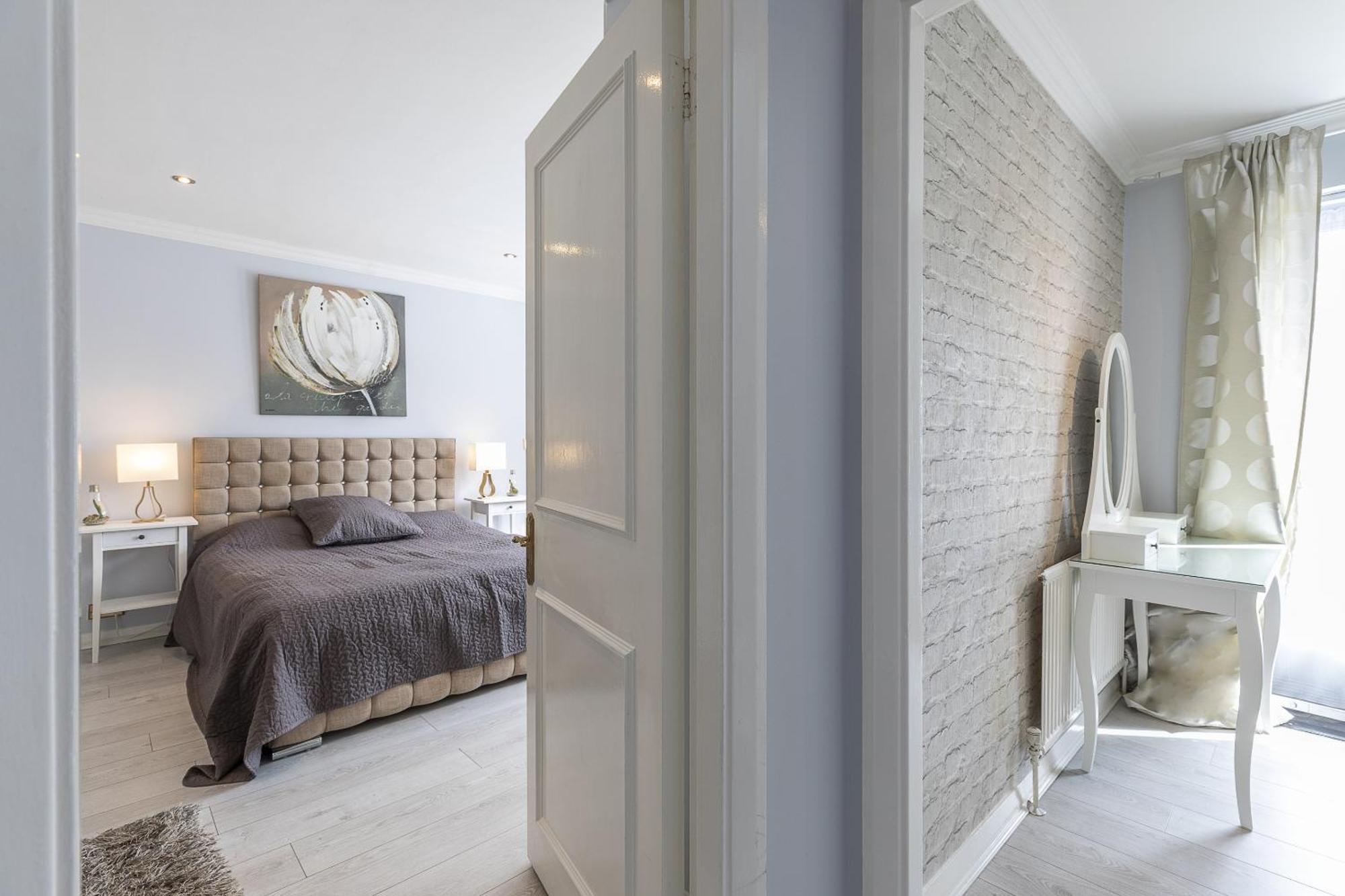 Gorgeous 4 Bedrooms Apartment Near Hyde Park And Oxford St London Luaran gambar