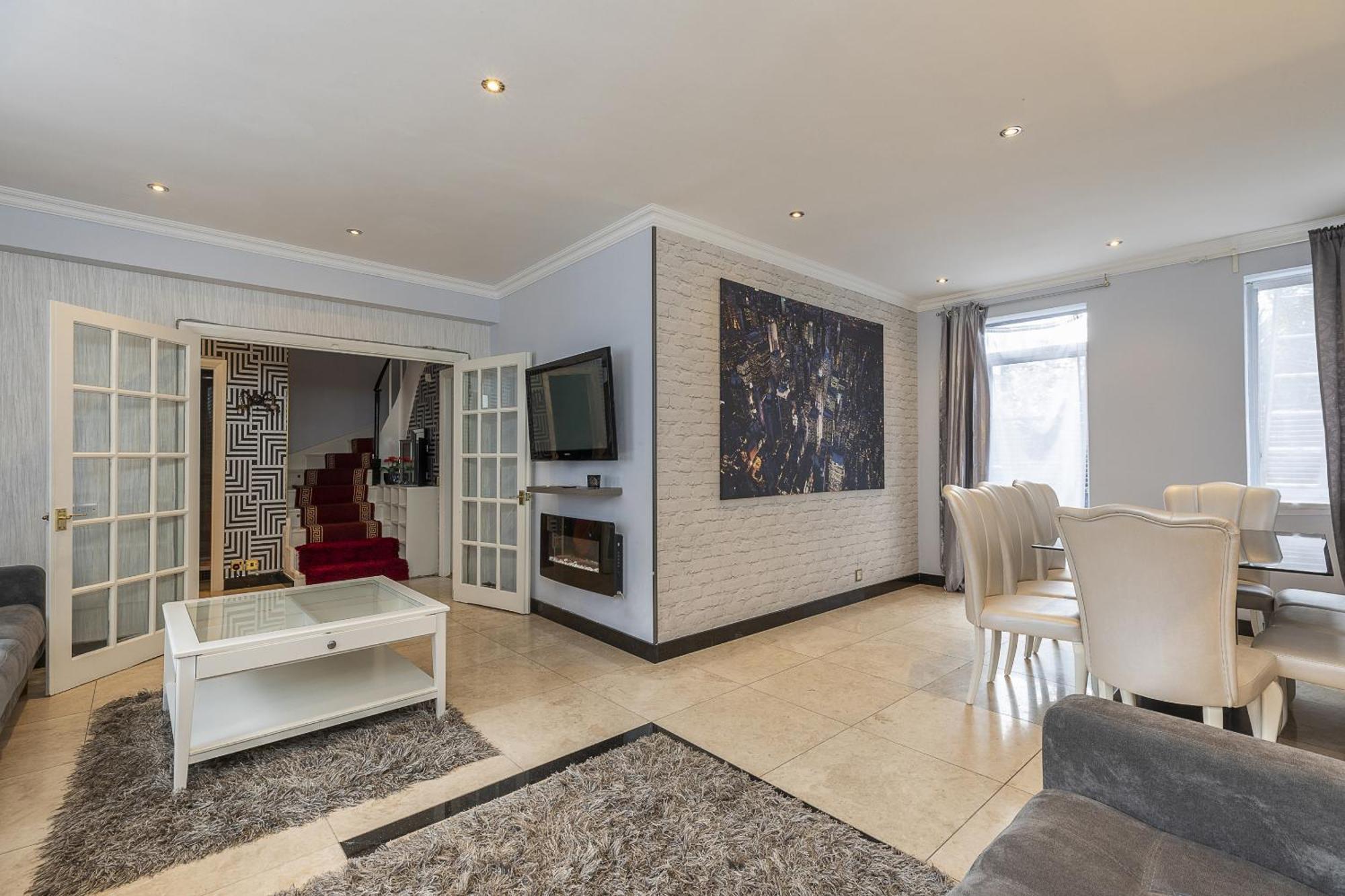 Gorgeous 4 Bedrooms Apartment Near Hyde Park And Oxford St London Luaran gambar